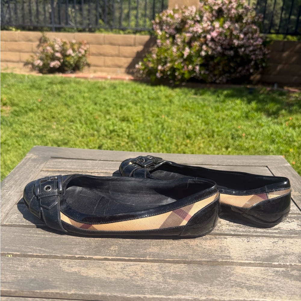 Burberry Black and Beige Plaid Leather Trim Ballet Flats